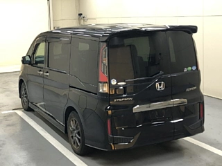HONDA STEP WAGON 2017