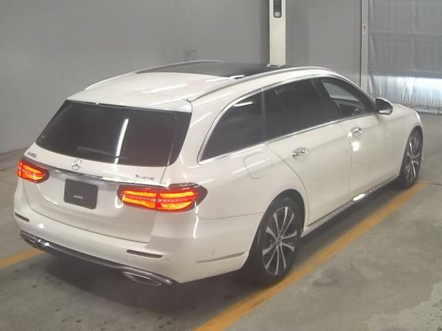 MERCEDES BENZ E CLASS WAGON 2020