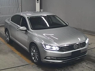 VOLKSWAGEN PASSAT 2017