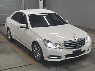 MERCEDES BENZ E CLASS 2010