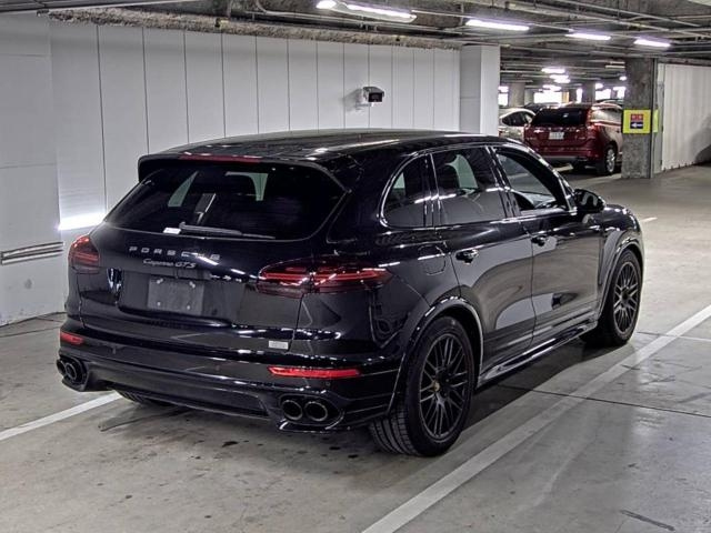 PORSCHE CAYENNE 2017