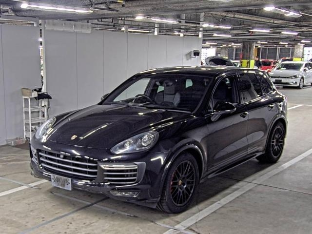 PORSCHE CAYENNE 2017
