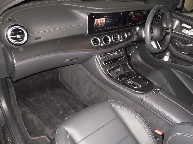 MERCEDES BENZ E CLASS 2022