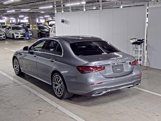 MERCEDES BENZ E CLASS 2022