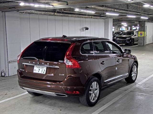 VOLVO XC60 2018