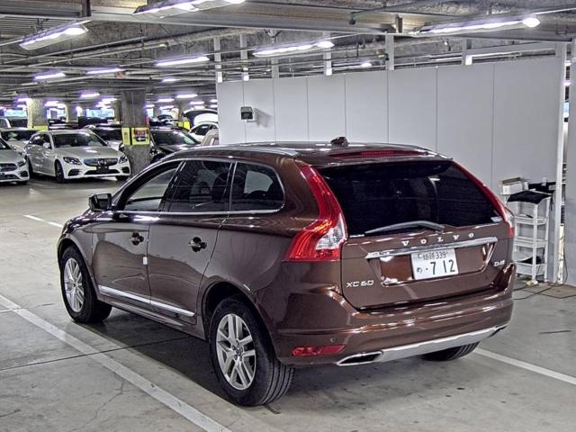 VOLVO XC60 2018