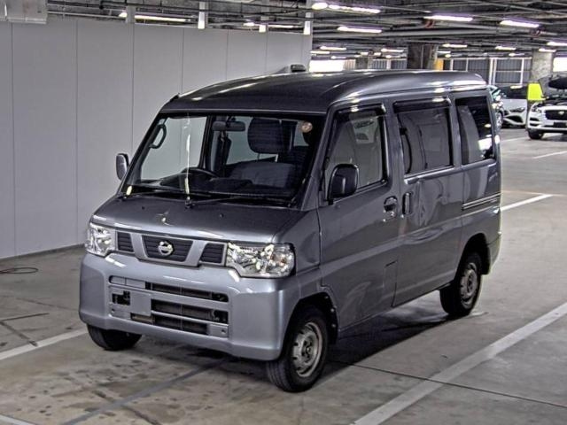 NISSAN CLIPPER VAN 2013