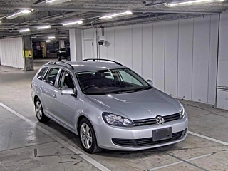 VOLKSWAGEN GOLF VARIANT 2010
