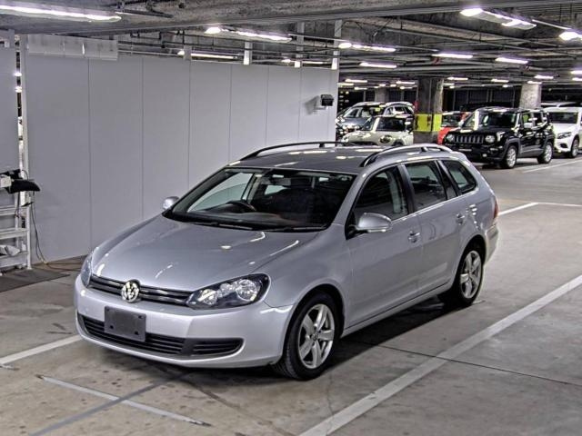 VOLKSWAGEN GOLF VARIANT 2010