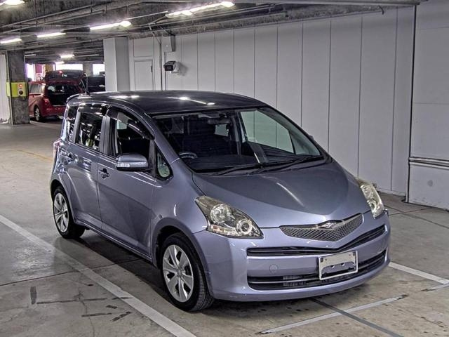 TOYOTA RACTIS 2010