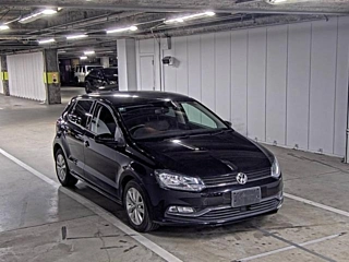 VOLKSWAGEN POLO 2016
