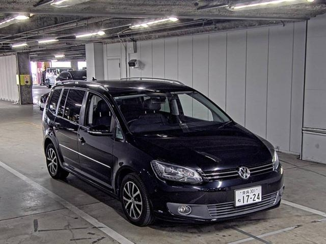 VOLKSWAGEN GOLF TOURAN 2013
