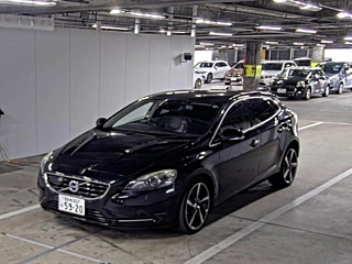 VOLVO V40 2013