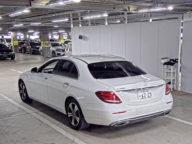 MERCEDES BENZ E CLASS 2019