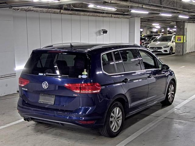 VOLKSWAGEN GOLF TOURAN 2018