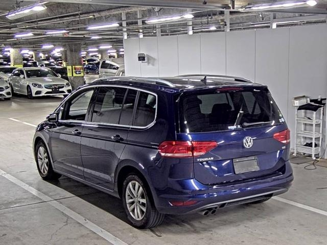 VOLKSWAGEN GOLF TOURAN 2018