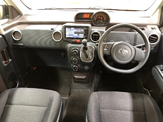 TOYOTA SPADE 2014