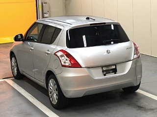 SUZUKI SWIFT 2011
