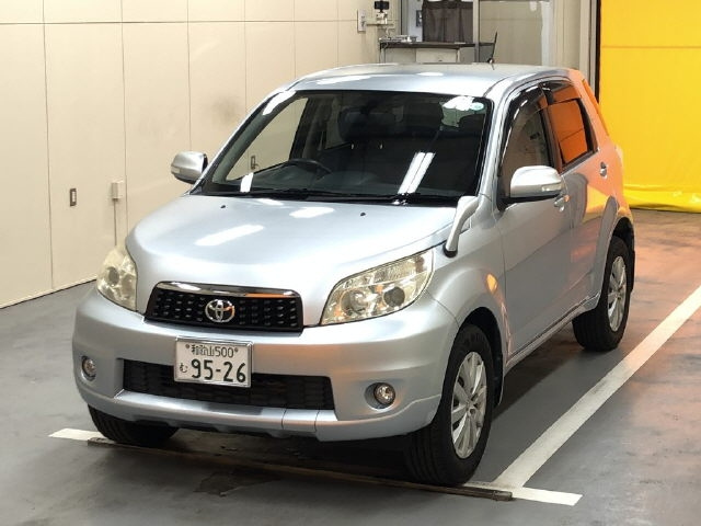 TOYOTA RUSH 2009