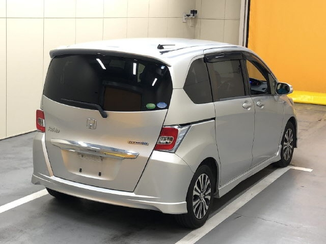 HONDA FREED 2014
