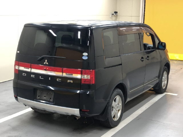 MITSUBISHI DELICA D5 2012