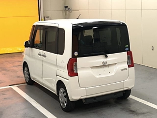 DAIHATSU TANTO 2016