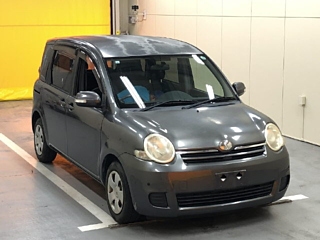 TOYOTA SIENTA 2009