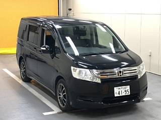 HONDA STEP WAGON 2010