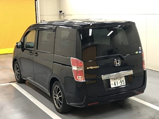 HONDA STEP WAGON 2010