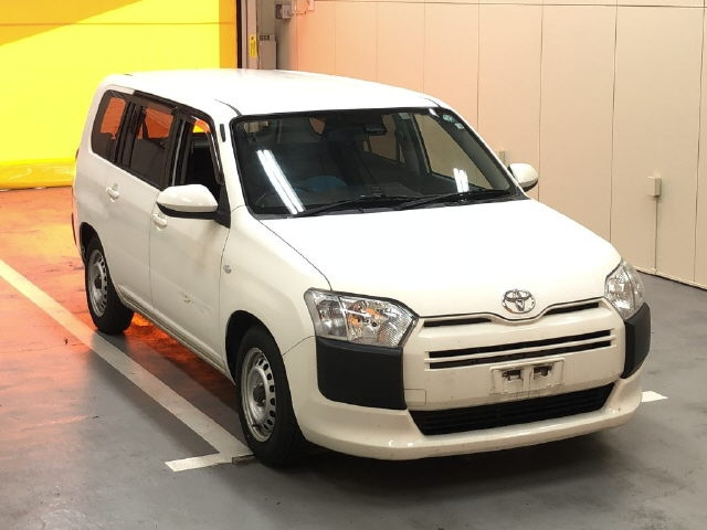 TOYOTA PROBOX 2020