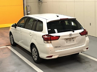 TOYOTA COROLLA FIELDER 2017