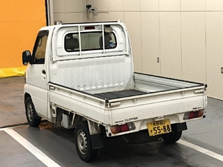 NISSAN CLIPPER TRUCK 2010
