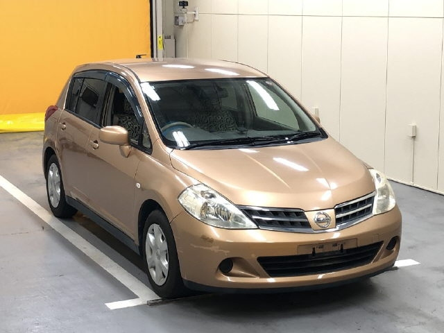 NISSAN TIIDA 2008