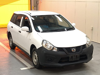 NISSAN AD 2018