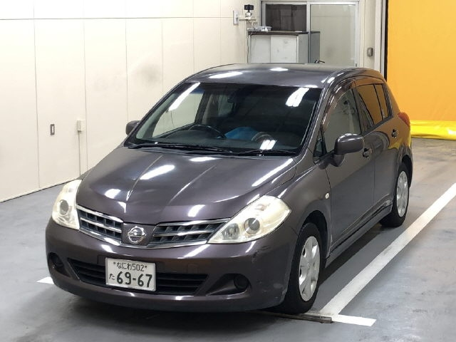 NISSAN TIIDA 2009