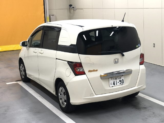 HONDA FREED 2012