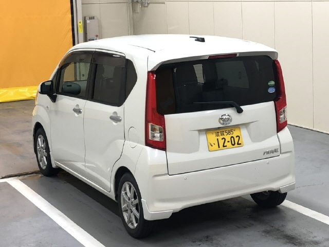 DAIHATSU MOVE 2015