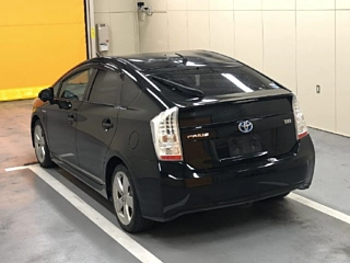 TOYOTA PRIUS 2011