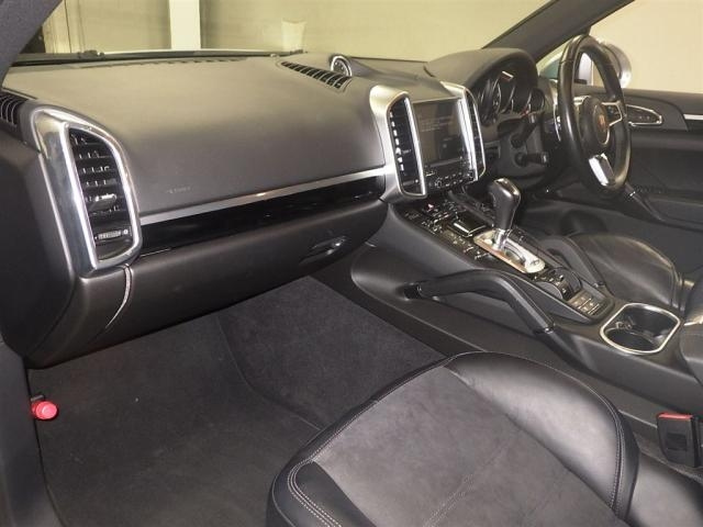 PORSCHE CAYENNE 2017