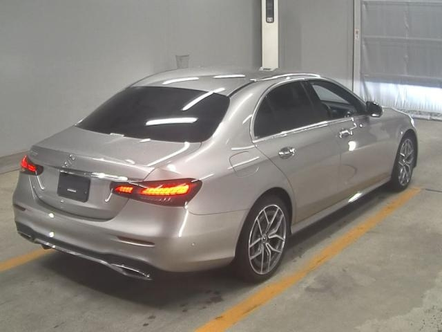 MERCEDES BENZ E CLASS 2020