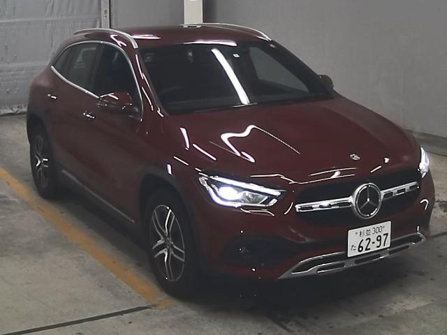 MERCEDES BENZ GLA CLASS 2023