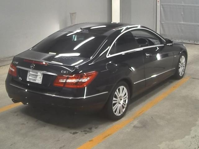 MERCEDES BENZ E CLASS 2011