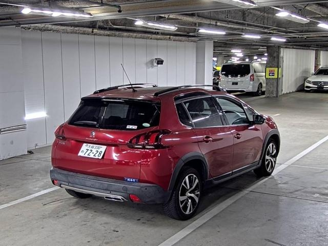 PEUGEOT 2008 2017