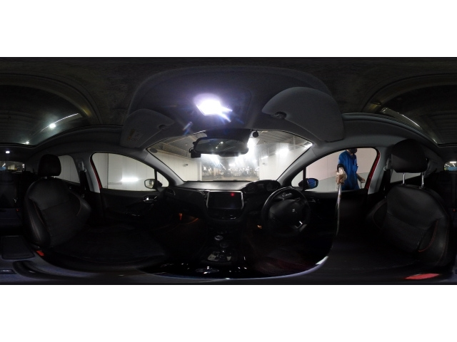 PEUGEOT 2008 2017