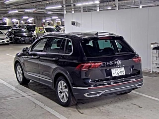 VOLKSWAGEN TIGUAN 2021