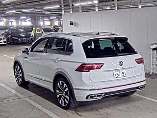 VOLKSWAGEN TIGUAN 2024