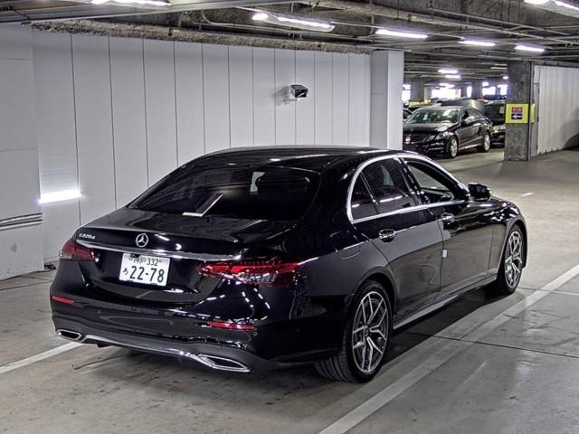 MERCEDES BENZ E CLASS 2021