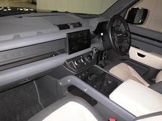 ROVER DEFENDER 2023