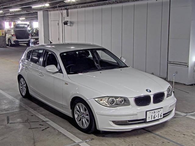 BMW 1 SERIES 2010