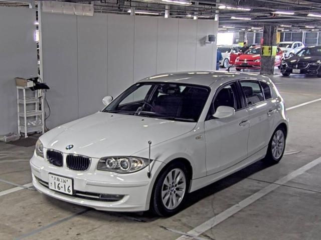 BMW 1 SERIES 2010